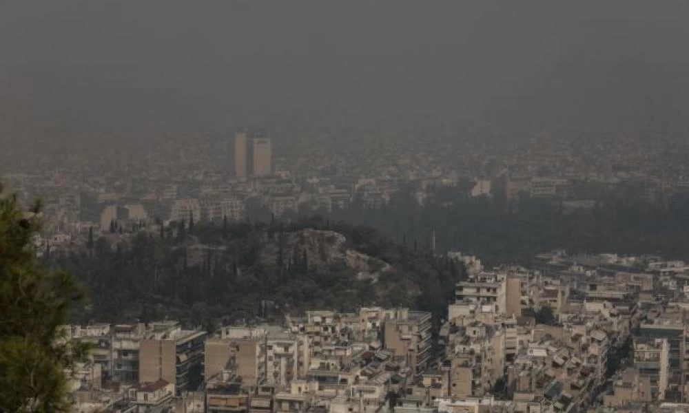 Φωτιά στη Βαρυμπόμπη: Ασύλληπτη ''έκρηξη'' σε ποσοστά μικροσωματιδίων